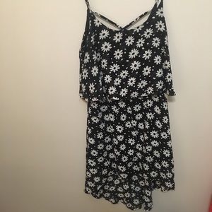 Daisy Black and White Hi/Lo dress, S/M
